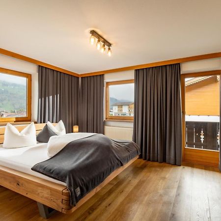 Haus Schroll Apartamento Ried im Zillertal Exterior foto