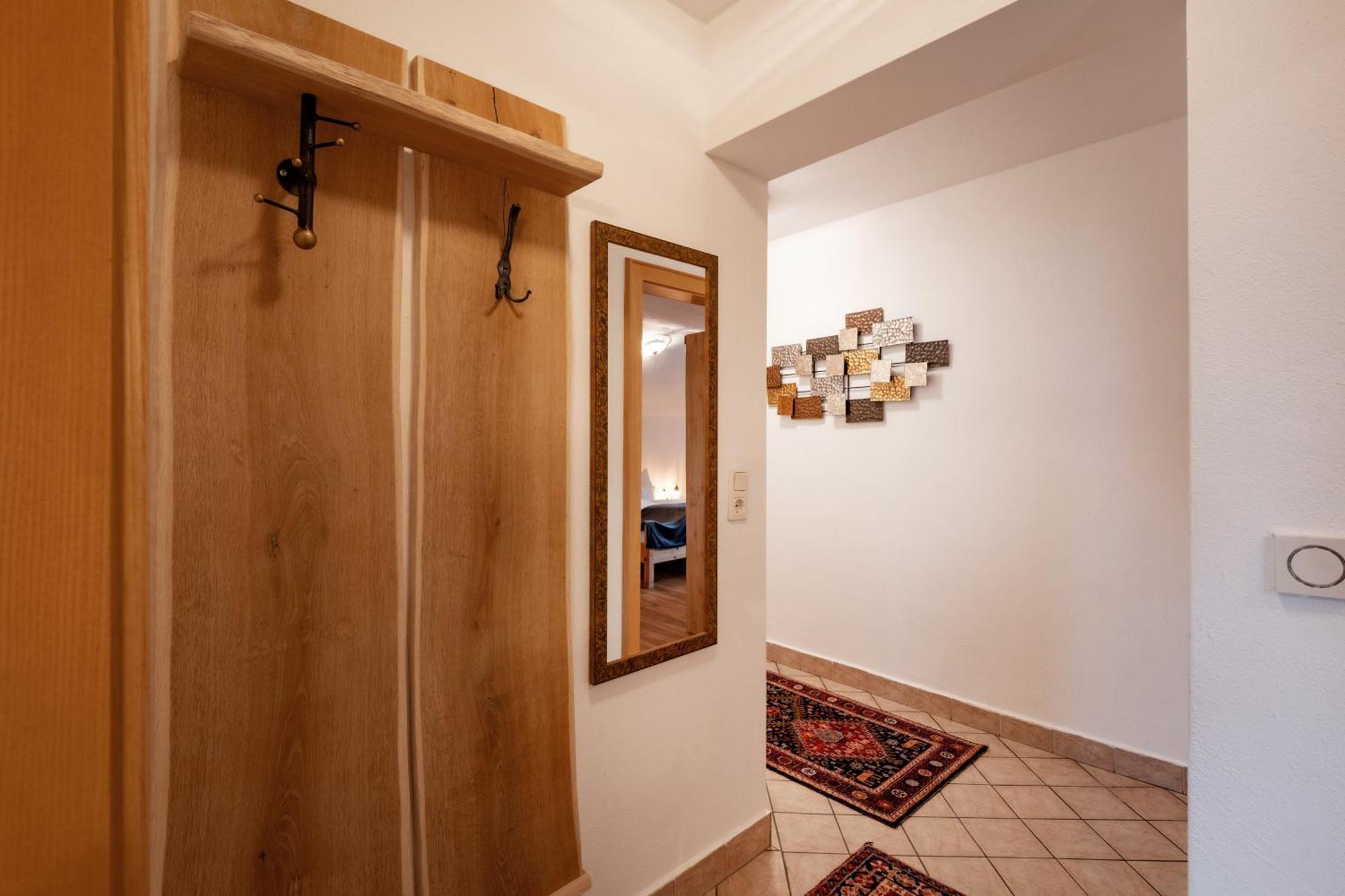 Haus Schroll Apartamento Ried im Zillertal Exterior foto