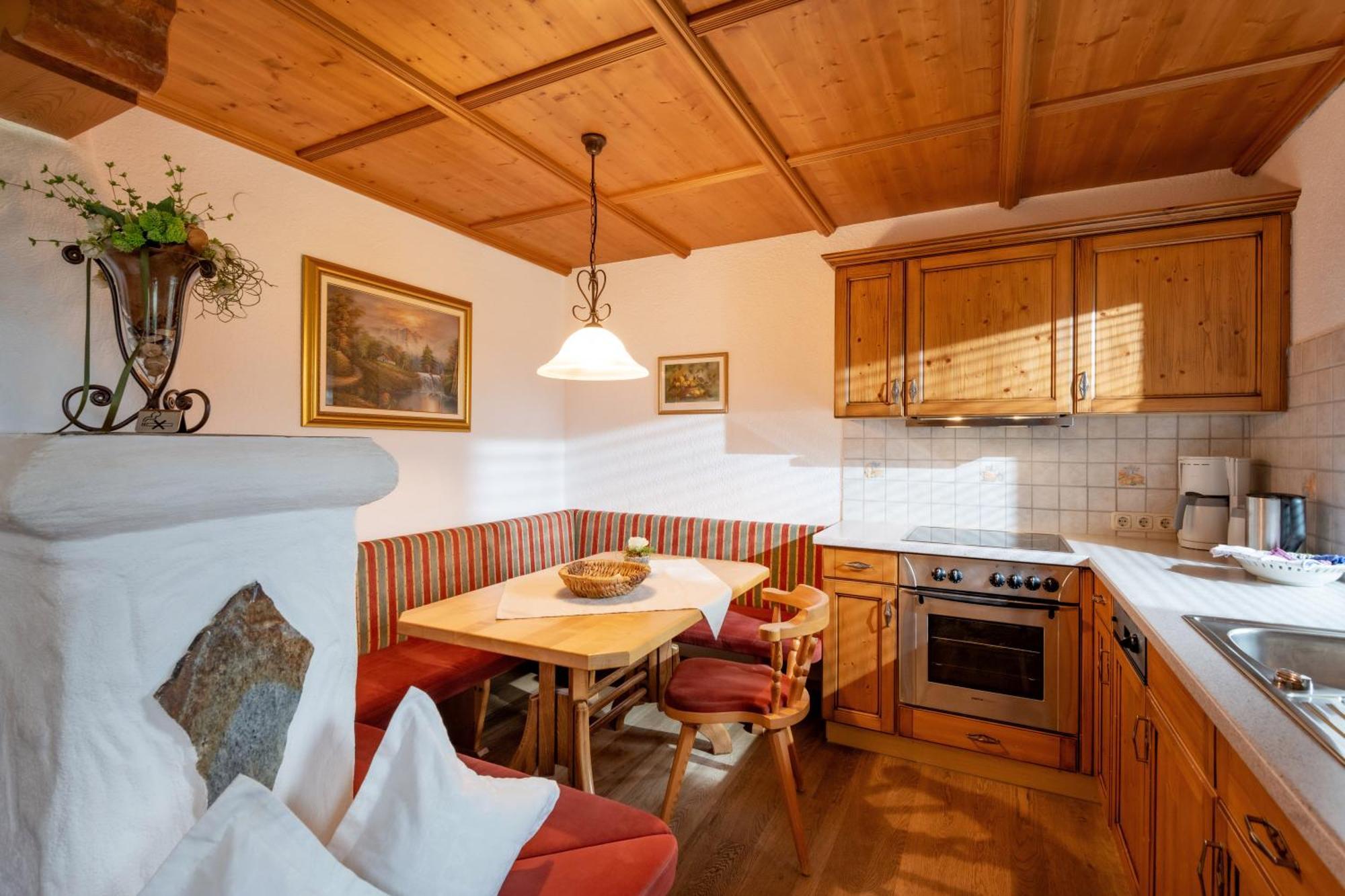 Haus Schroll Apartamento Ried im Zillertal Exterior foto