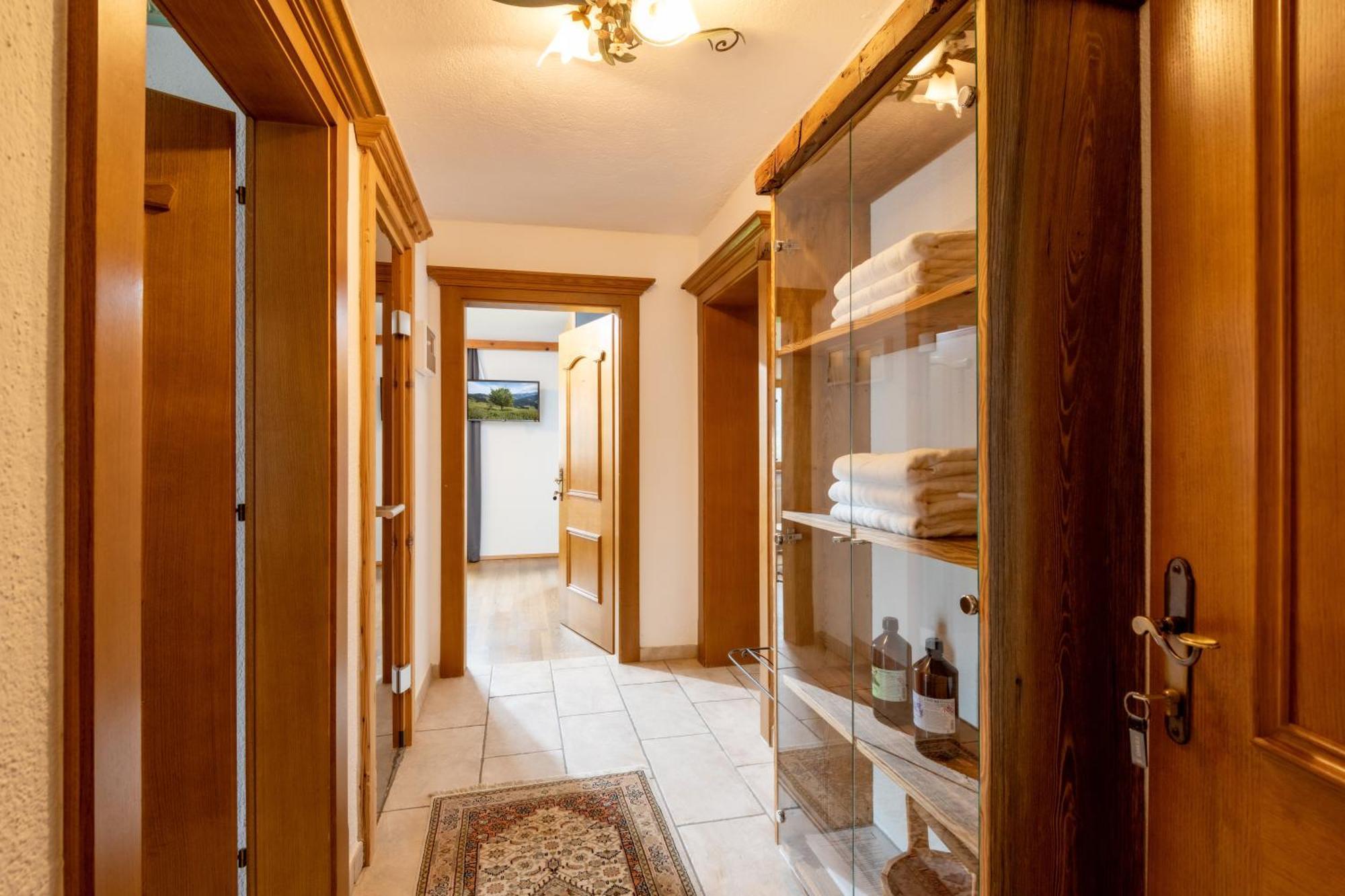 Haus Schroll Apartamento Ried im Zillertal Exterior foto
